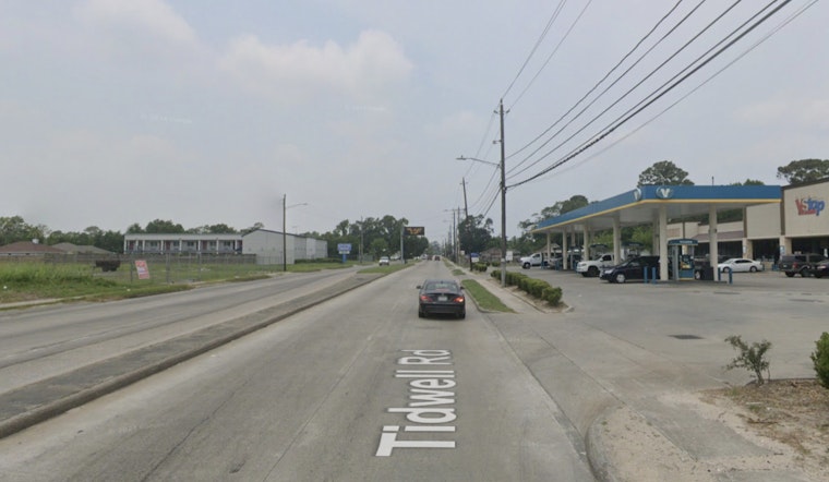 Houston Police Investigate Skeletal Remains Found in SUV on Vacant Lot at 5101 Tidwell Road