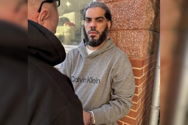ICE Detains Convicted Drug Dealer in Philadelphia after Local Authorities Decline Immigration Detainer