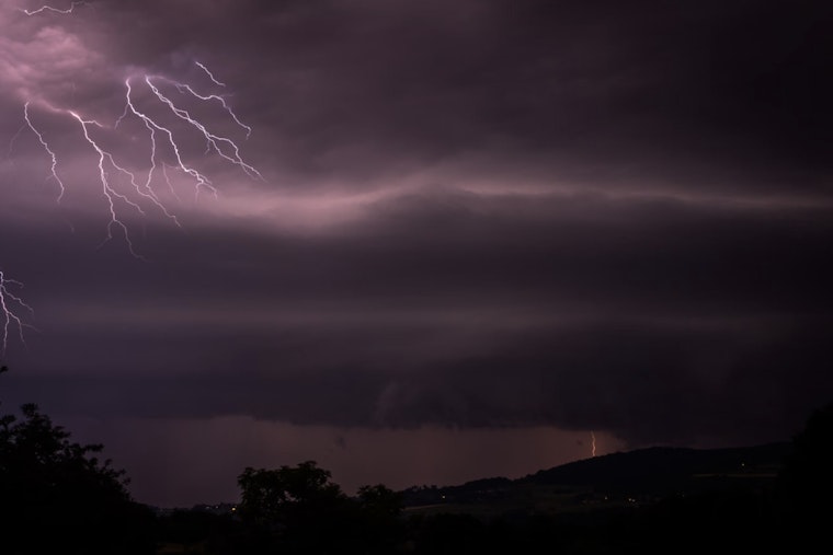 Indianapolis Braces for Mixed Weather with Sunny Spells, Showers, and Thunderstorms in the Week Ahead