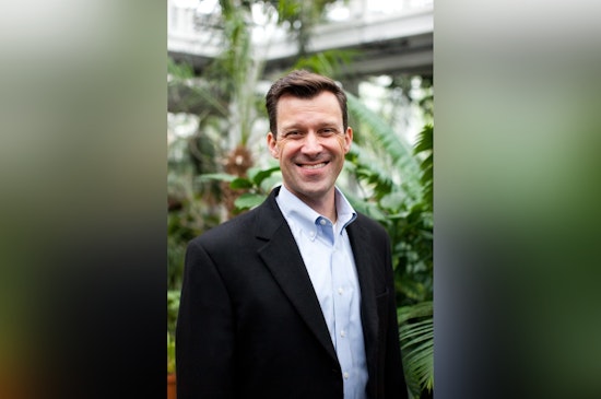 Indianapolis Zoo President Bitten by Chimpanzee During Feeding at New Complex