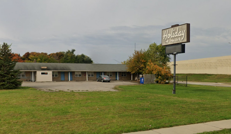 Kalamazoo Man Seriously Injured in Hatchet Attack at Portage Motel, Investigation Underway