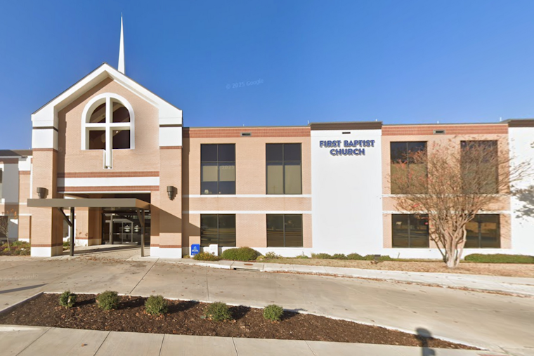 Keller Community on Alert: Police and Fire-Rescue Search First Baptist Church Following Bomb Threat