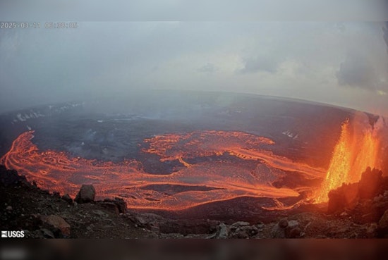 Kīlauea Volcano Spouts 600-Foot Lava Fountains in 13th Eruption Since 2024