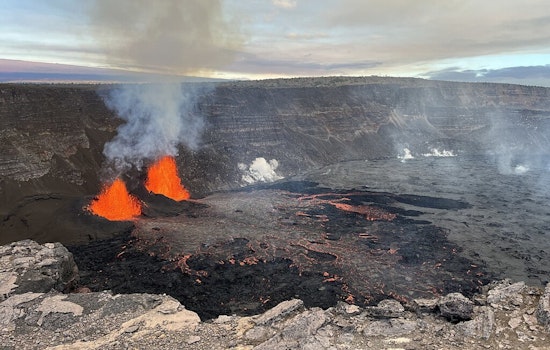 Kilauea's Lava Light Show Soars to 1,000 Feet Amidst 'Vog' Warnings Across Hawaii