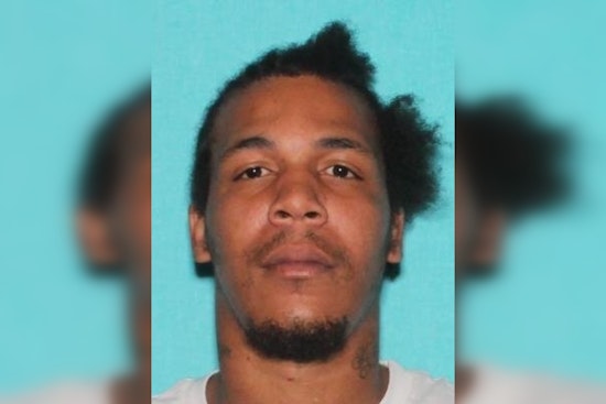 Knoxville Police Intensify Search for Suspect Jeffrey Edwards Wanted on Multiple Charges Including Aggravated Domestic Assault