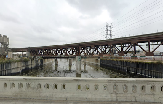 LAFD Conducts Air Hoist Rescue in Complex Boyle Heights River Operation