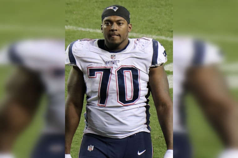 Las Vegas Raiders Reinforce Defense by Re-Signing Veteran DT Adam Butler to $16.5M Deal