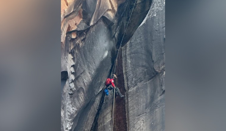 Las Vegas SAR Team Successfully Rescues Climbers Stranded in Ice Box Canyon Amid Strong Winds