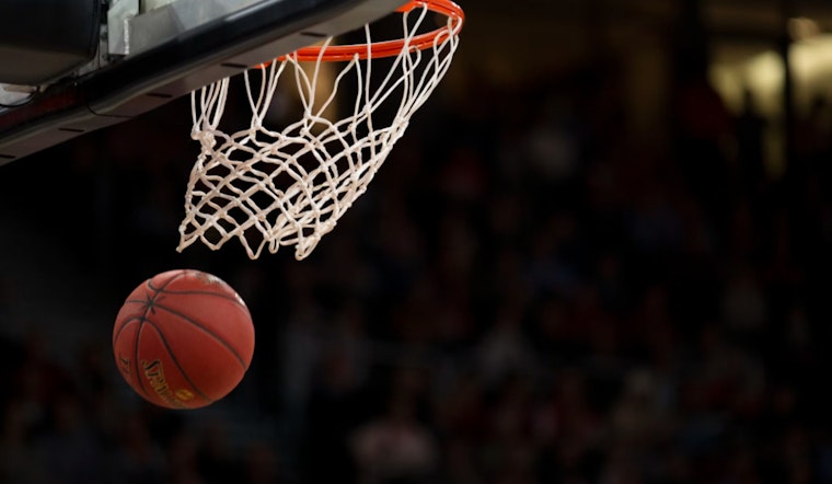 Last-Second Three-Pointer by Florida Seals 86-84 Win, Ousting UNLV Lady Rebels from WB Invitational Tournament