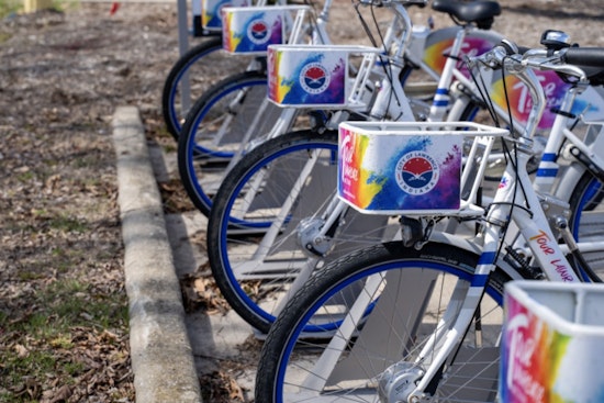 Lawrence Welcomes Spring with the Return of Tour Lawrence Bike Share Program