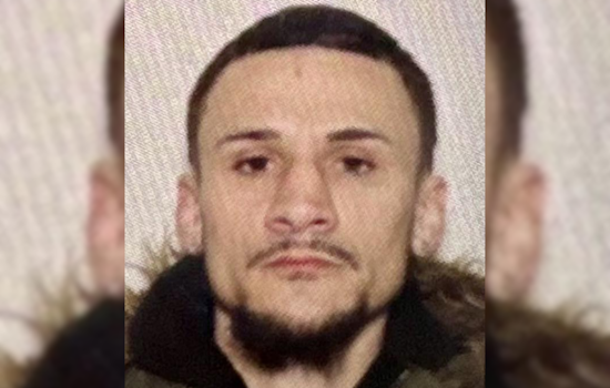 Lorain County Sheriff's Office Advises Residents to Stay Indoors Amid Manhunt for Suspect James Douglas Meadows Near Russia Road