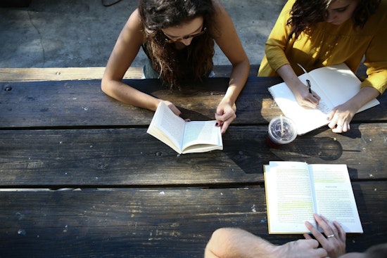 Los Angeles County Commission for Women Opens Applications for Resilience Scholarship Program