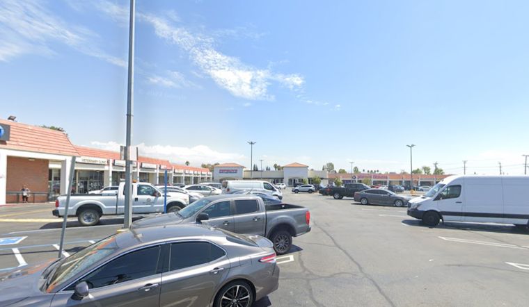 Los Angeles Fire Department Heroically Douses Fire at Granada Hills Strip Mall, No Injuries Reported