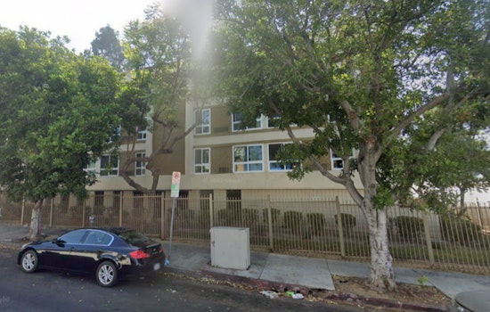 Los Angeles Firefighters Quickly Extinguish Westlake District Apartment Blaze; No Injuries Reported