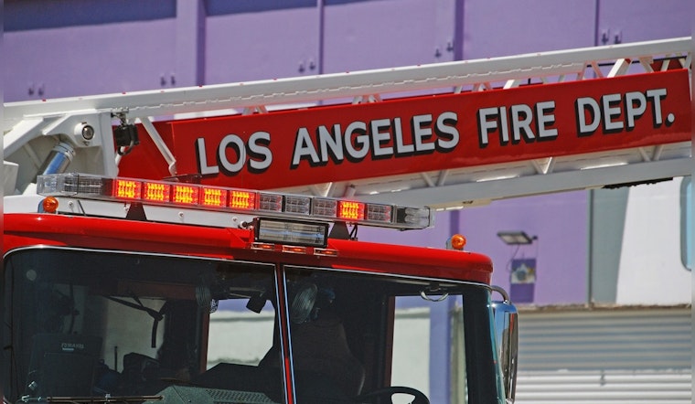Los Angeles Firefighters Rapidly Extinguish Carport Blaze in Hollywood Hills West, No Injuries Reported