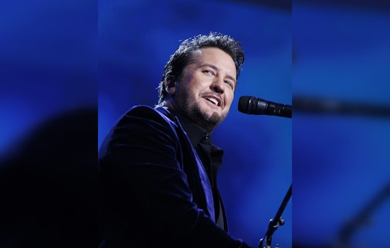 Luke Bryan Inducted into RODEOHOUSTON Star Trail of Fame, Joins Country Legends in Houston Honor