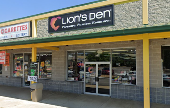 Machete-Wielding Suspect Flees with Cash in Brazen Daylight Robbery at Brooklyn Park Store