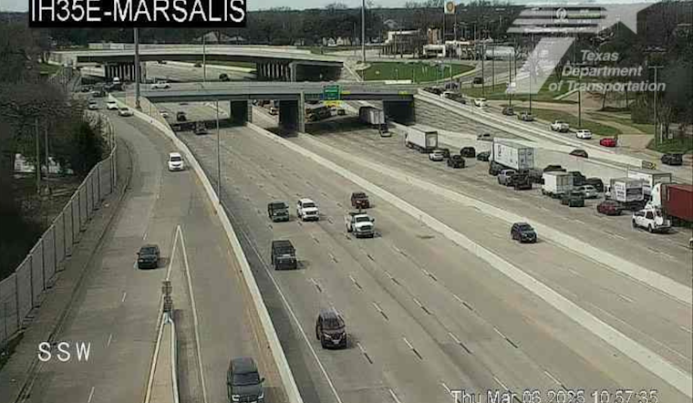 Major Traffic Accident on Southbound I-35 at Beckley Ave. Disrupts Dallas Commute, One Hospitalized