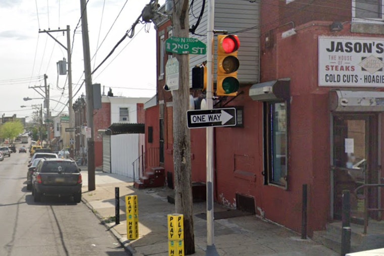 Man Fatally Shot Outside North Philadelphia Bar as Police Seek Shooter