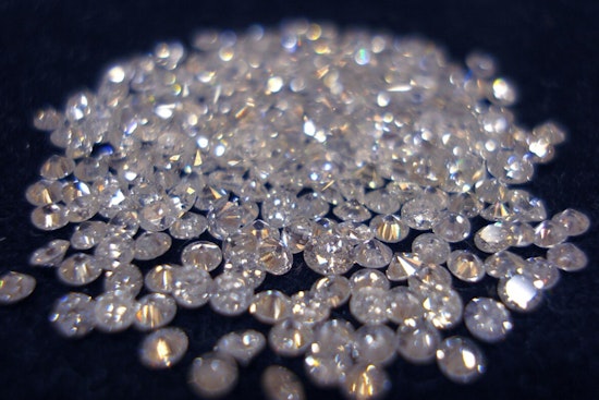Manhattan Diamond Dealer Pleads Guilty to Grand Larceny for Swapping Real Stones with Fakes