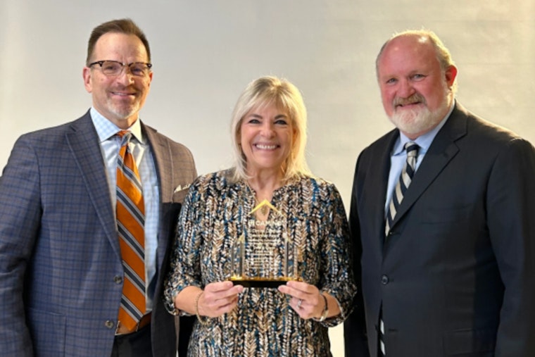 Mecklenburg County Manager Dena Diorio Receives El Camino Campeon Award for Support of Hispanic and Latino Communities