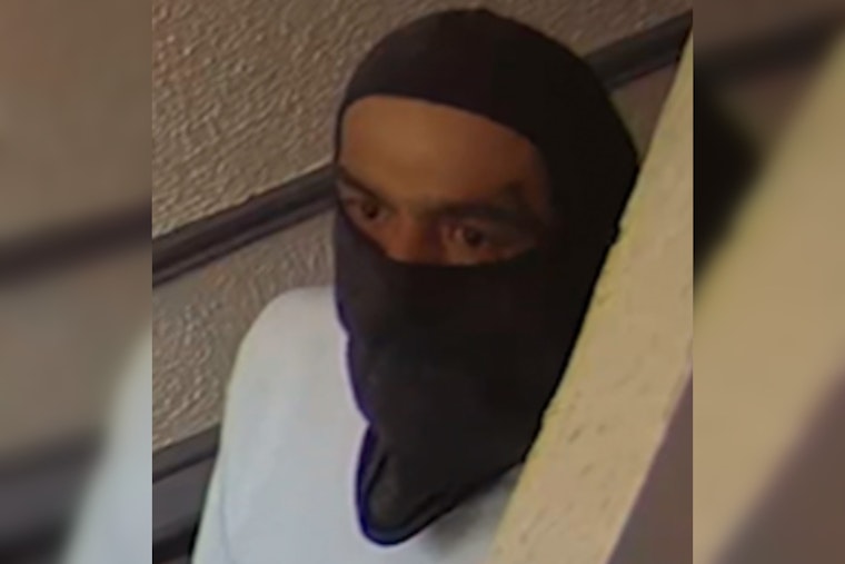 Metropolitan Police Seek Public's Help to Identify Suspect in Daylight Shooting in Southeast D.C.
