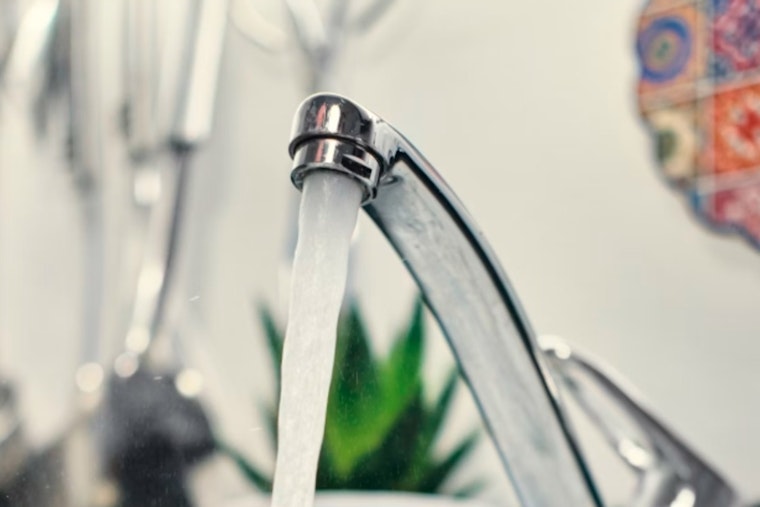 Miami-Dade Commission Delays Debated Fluoride Discussion Amid Public Health Concerns