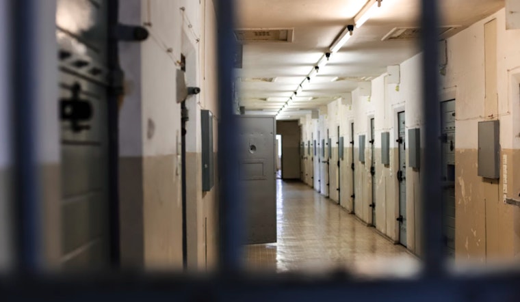 Michigan Couple Detained in Cancun Prison Over Timeshare Feud, Daughter Seek Government Intervention