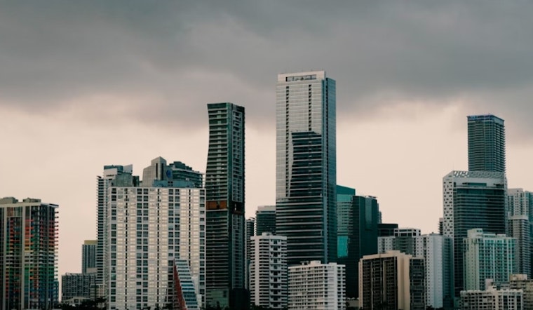 Mild Showers and Sunny Days to Adorn Miami's Week Ahead, with Warm Weekend in Forecast