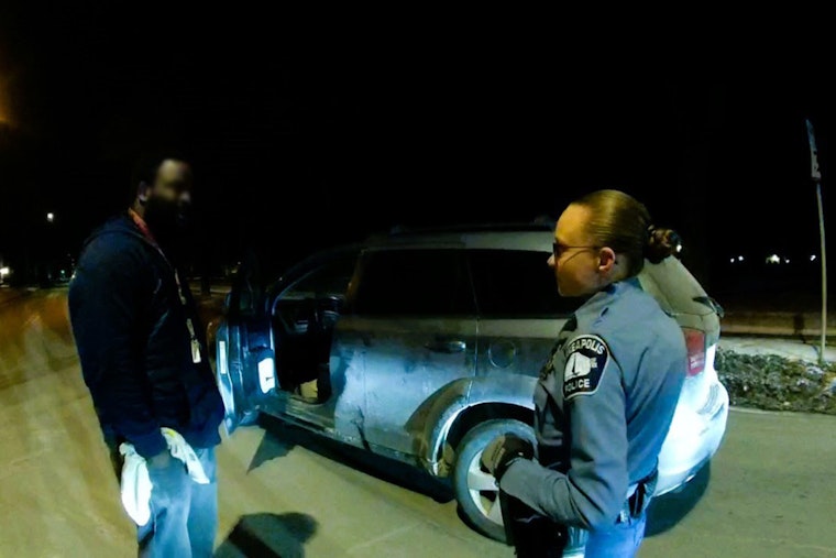 Minneapolis Officers' Good Samaritan Act Provides Warmth Amidst Frigid Winter