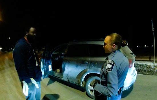 Minneapolis Officers' Good Samaritan Act Provides Warmth Amidst Frigid Winter