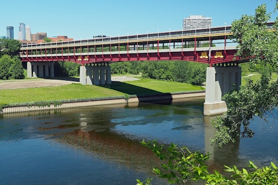 Minnesota Senator Proposes Bill to Make Suicide Prevention Barriers Permanent on Minneapolis' Washington Avenue Bridge