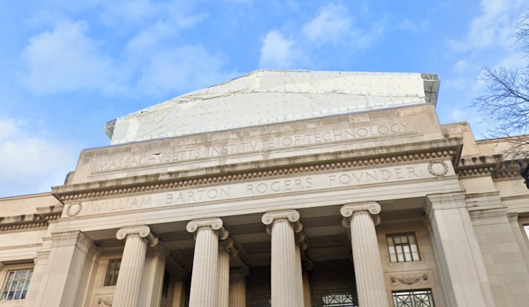 MIT Whiz Kid Revolutionizes Drug Delivery, Louis DeRidder's Trailblazing Tech Targets Chemo Woes in Harvard Partnership