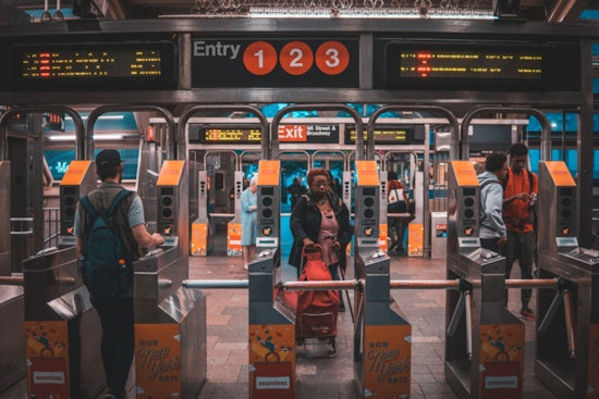 MTA to Phase Out MetroCard Sales in NYC by Year's End, Shifts to OMNY System