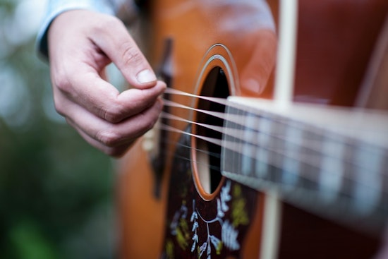Nashville's Country Music Hall of Fame Welcomes Tony Brown, June Carter Cash, and Kenny Chesney as 2025 Inductees