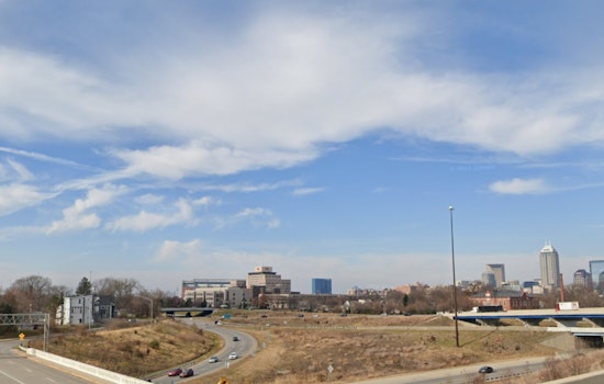 National Weather Service Forecasts Mild Temperatures, Gusts, and Rain in Indianapolis