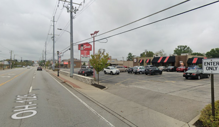 New Burger Joint Dolly's Sizzles into Anderson Township, Igniting Expansion Plans Amidst Brand Battles