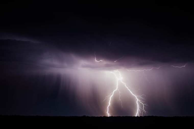New Orleans Braces for Showers and Thunderstorms as Wet Commute Looms Monday