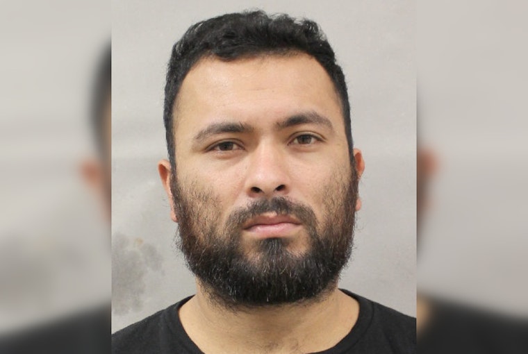 New Orleans Police Seek Public Help to Find Suspect Accused of Tampering with Ankle Monitor