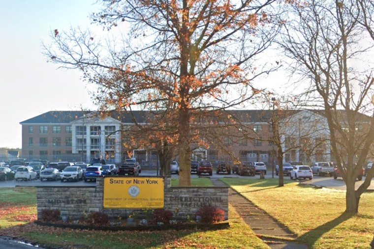 New York Prisons Under Scrutiny After Inmate Death Amidst Correction Officers' Strike, Governor Hochul Orders Probe and Policy Reforms