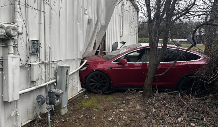 No Injuries Reported as Car Crashes Into Building on Middlebrook Pike in Knoxville