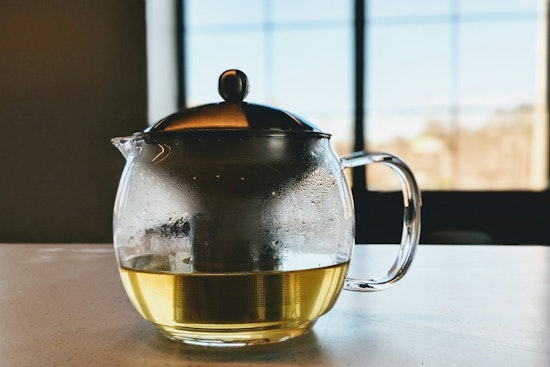 Northwestern University Study Finds Tea Brewing Can Reduce Lead in Water, Offers Eco-Friendly Solution for Heavy Metal Removal