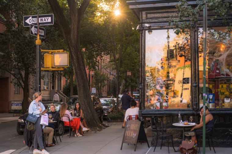 NYC Restaurants Brace for Outdoor Dining Season, DOT Approves Expansion Amid Bureaucratic Delays