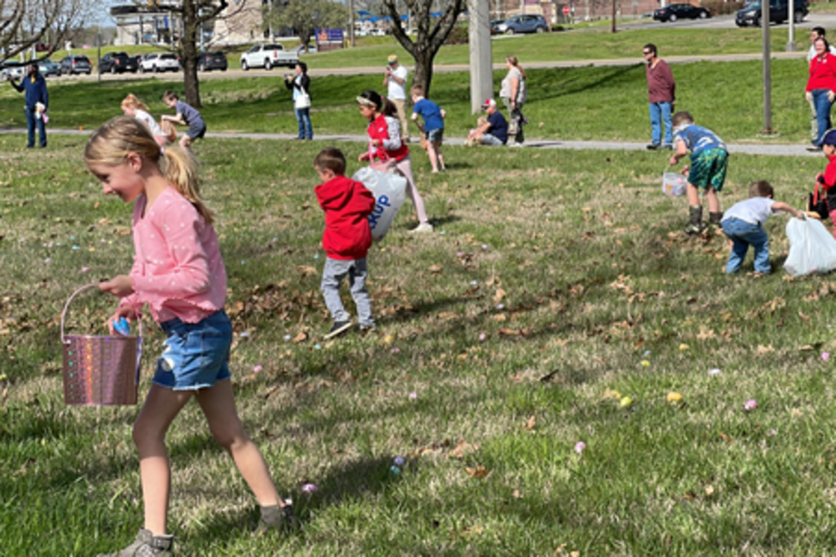Oak Ridge Gears Up for Community Egg Hunt and Art in the Park on April