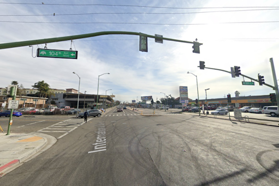 Oakland Officer Hospitalized After Unprovoked Assault at Traffic Signal, Suspect in Custody