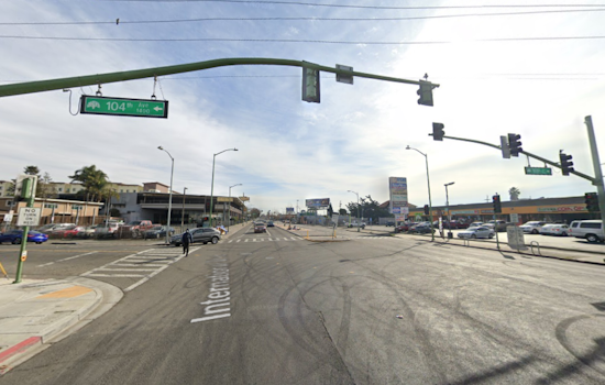 Oakland Officer Hospitalized After Unprovoked Assault at Traffic Signal, Suspect in Custody