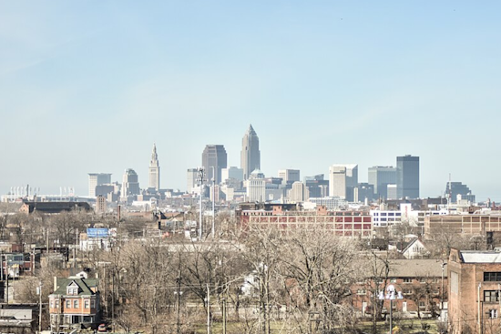 Ohio and Great Lakes Bracing for Potent Midweek Windstorm, NWS Cleveland Forecasts Brief Calm Before Storm