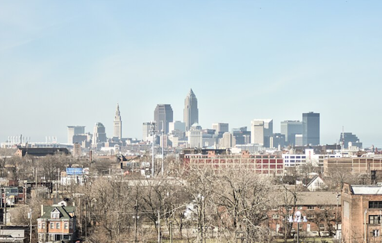 Ohio and Great Lakes Bracing for Potent Midweek Windstorm, NWS Cleveland Forecasts Brief Calm Before Storm
