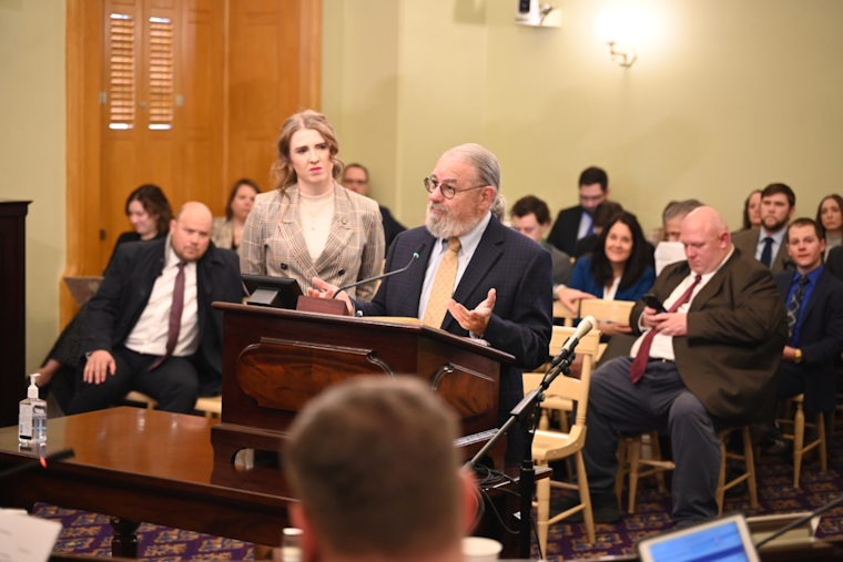 Ohio Lawmakers Push for Expanded Medigap Coverage to Support Under-65 ALS and ESRD Patients