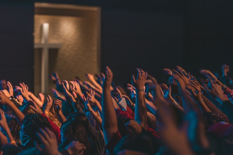 Oklahoma Senator Gollihare Proposes Bill to Strengthen Protections for Worship Services